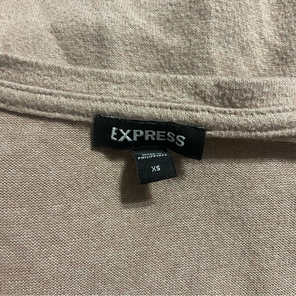 Express Pink Soft V Neck 3/4 Sleeve Tie Front Top - Picture 4 of 5